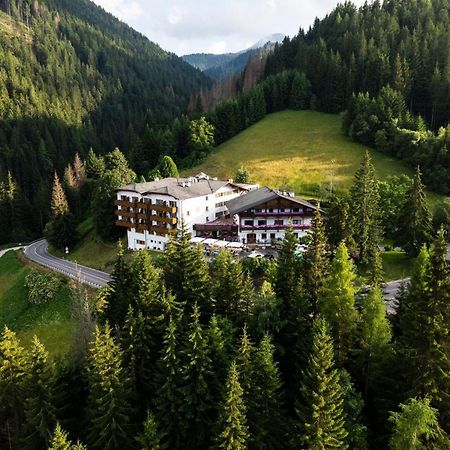 Ganischgerhof Mountain Resort & Spa Nova Ponente Exterior photo